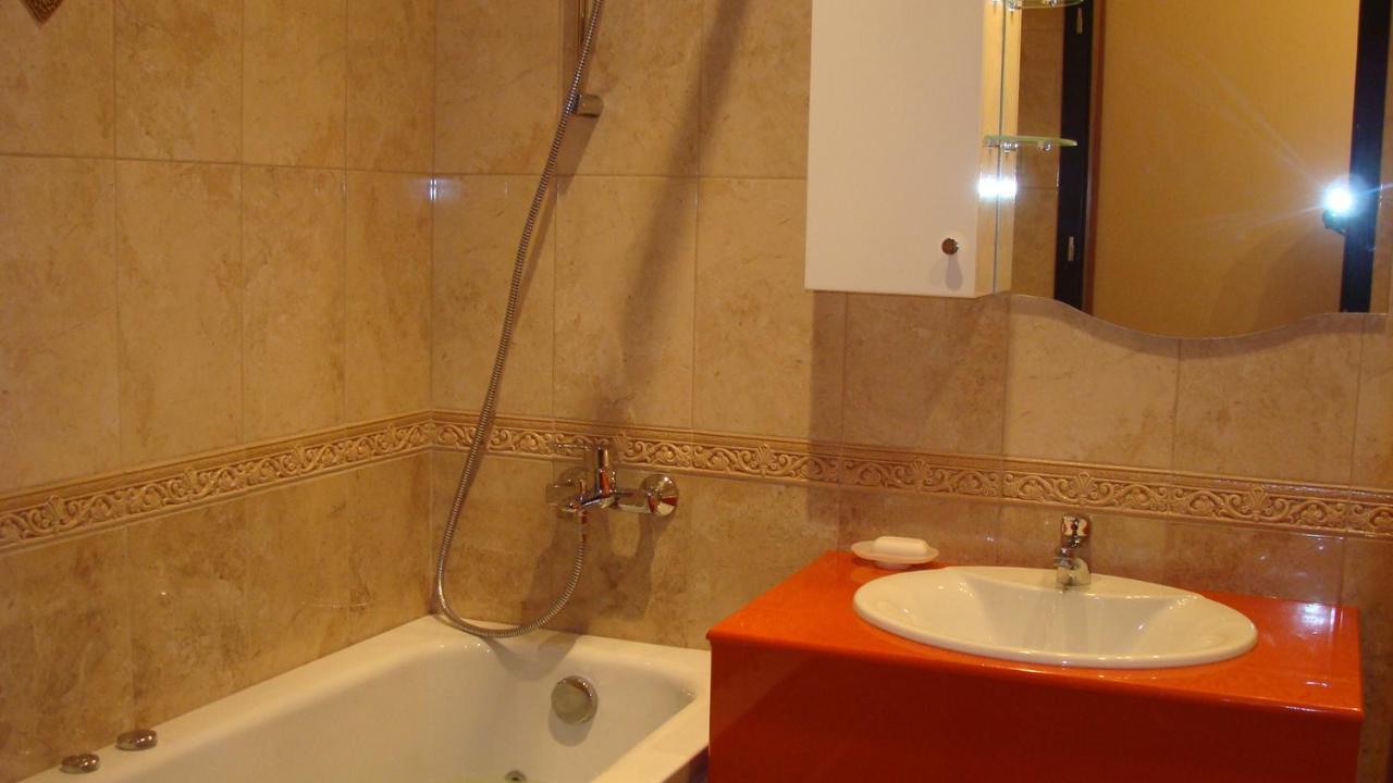 Admiral Apartments Златни пясъци Стая снимка