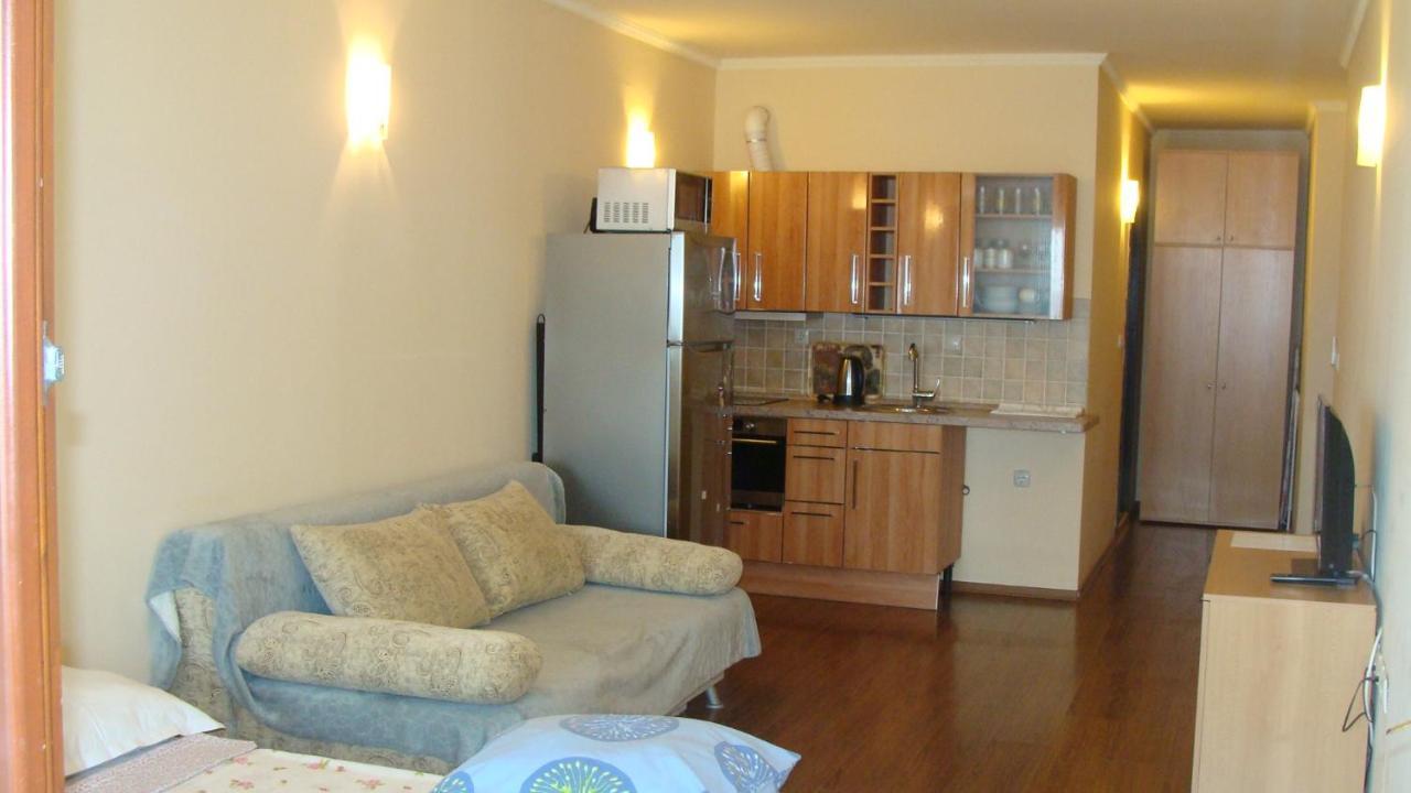 Admiral Apartments Златни пясъци Екстериор снимка