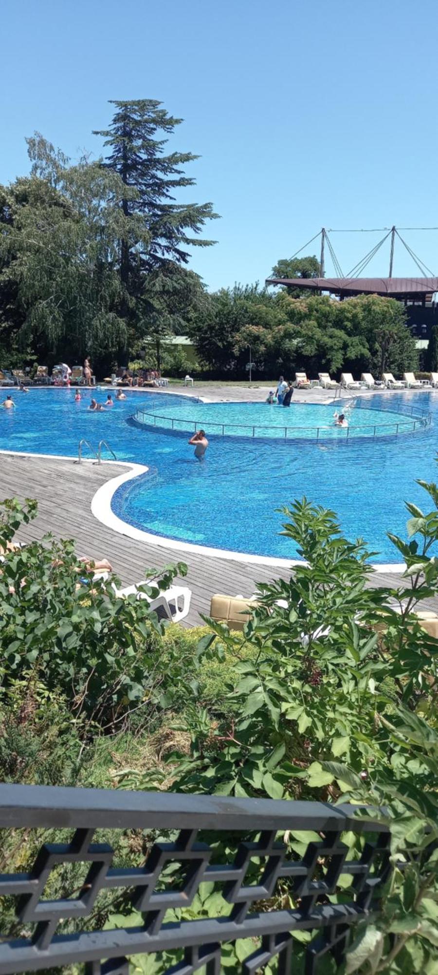 Admiral Apartments Златни пясъци Екстериор снимка
