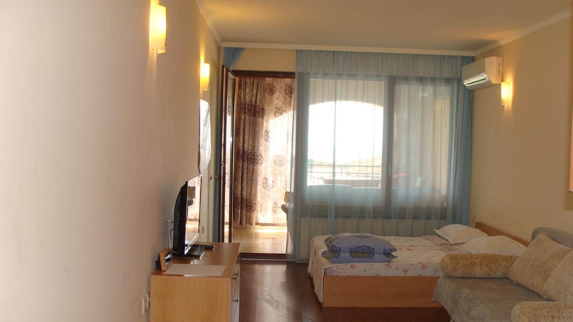 Admiral Apartments Златни пясъци Екстериор снимка